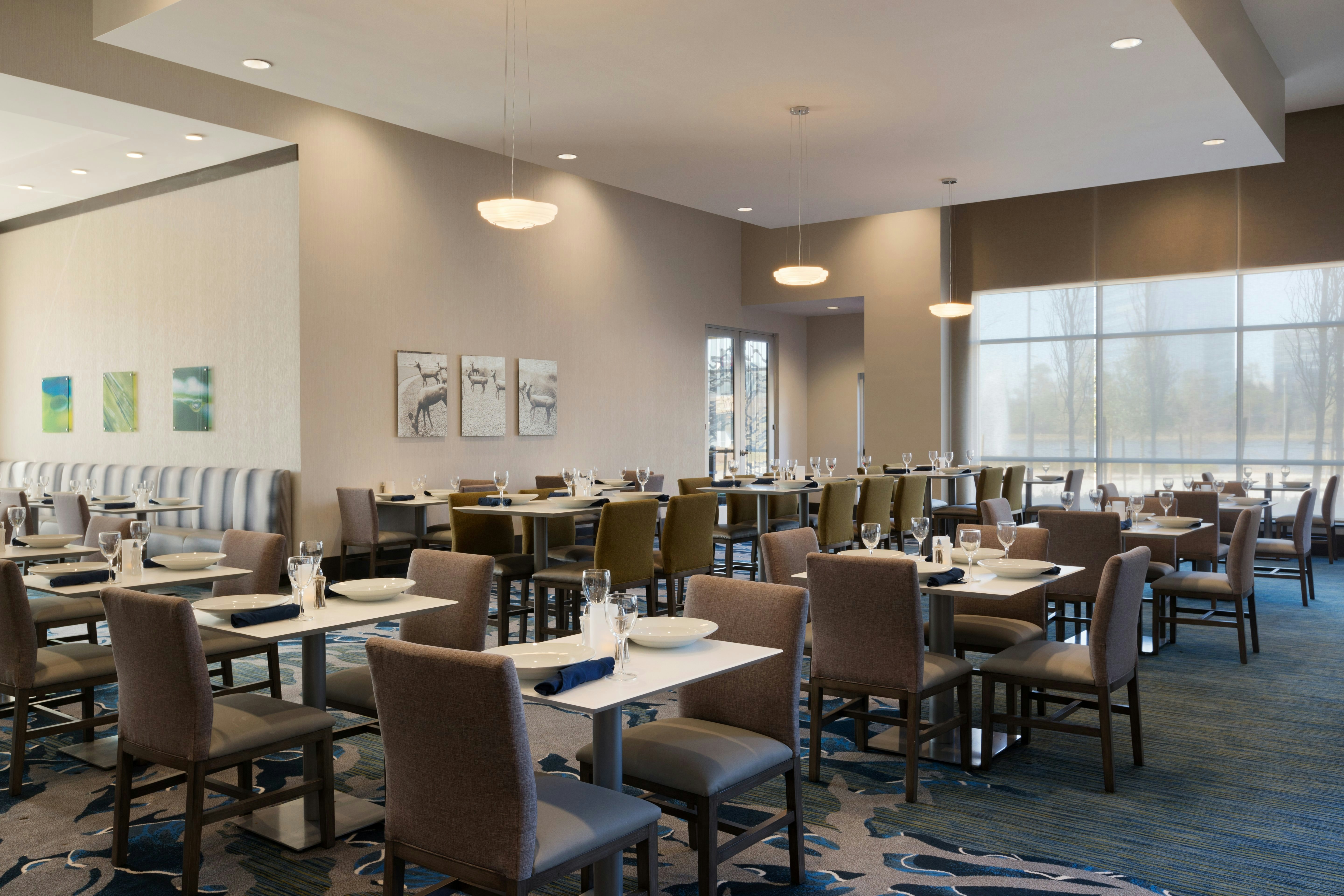 Embassy Suites By Hilton The Woodlands At Hughes Landing 10/19