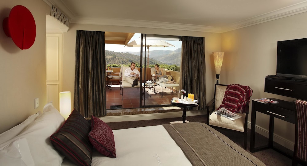 The Cascades Hotel At Sun City Resort 24/50