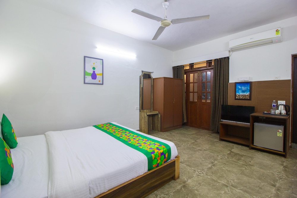Oyo 4977 Kristal Sands Beach Resort 19/78