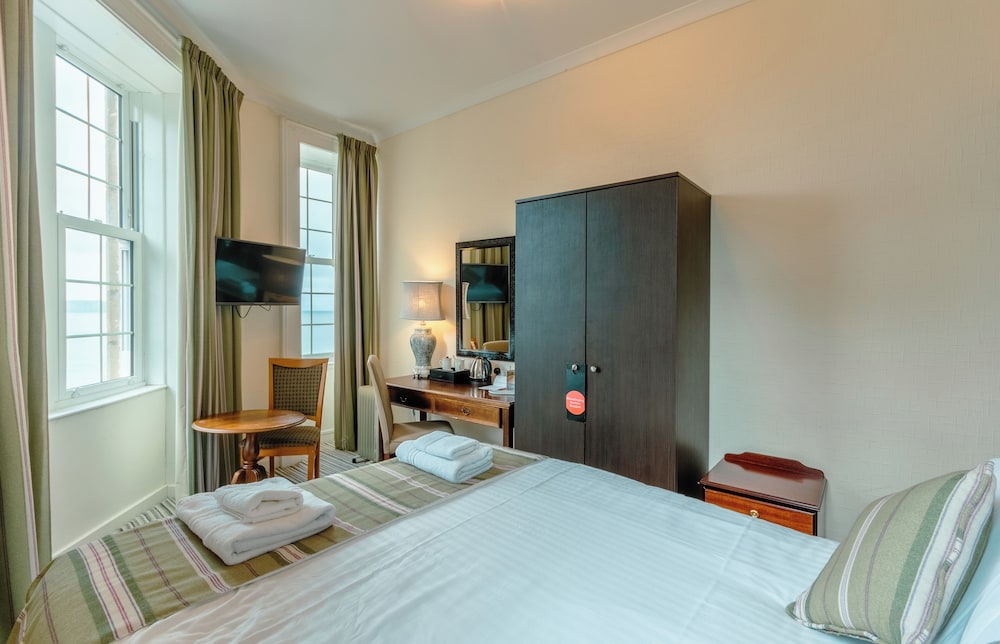 Gairloch Hotel 10/50