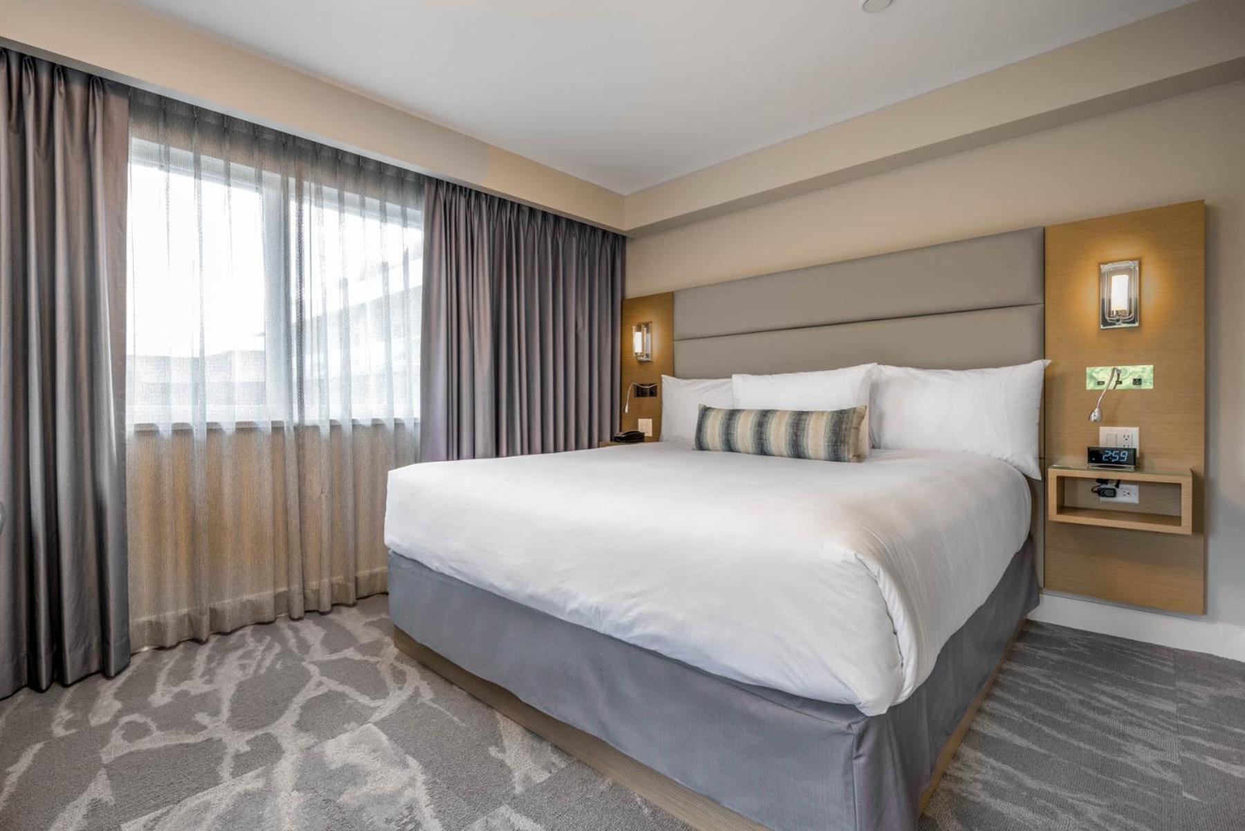 Coast, Suite, King Bed