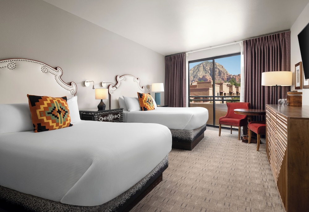 SUNCATCHER, 2 QUEEN BEDS, RED ROCK VIEW