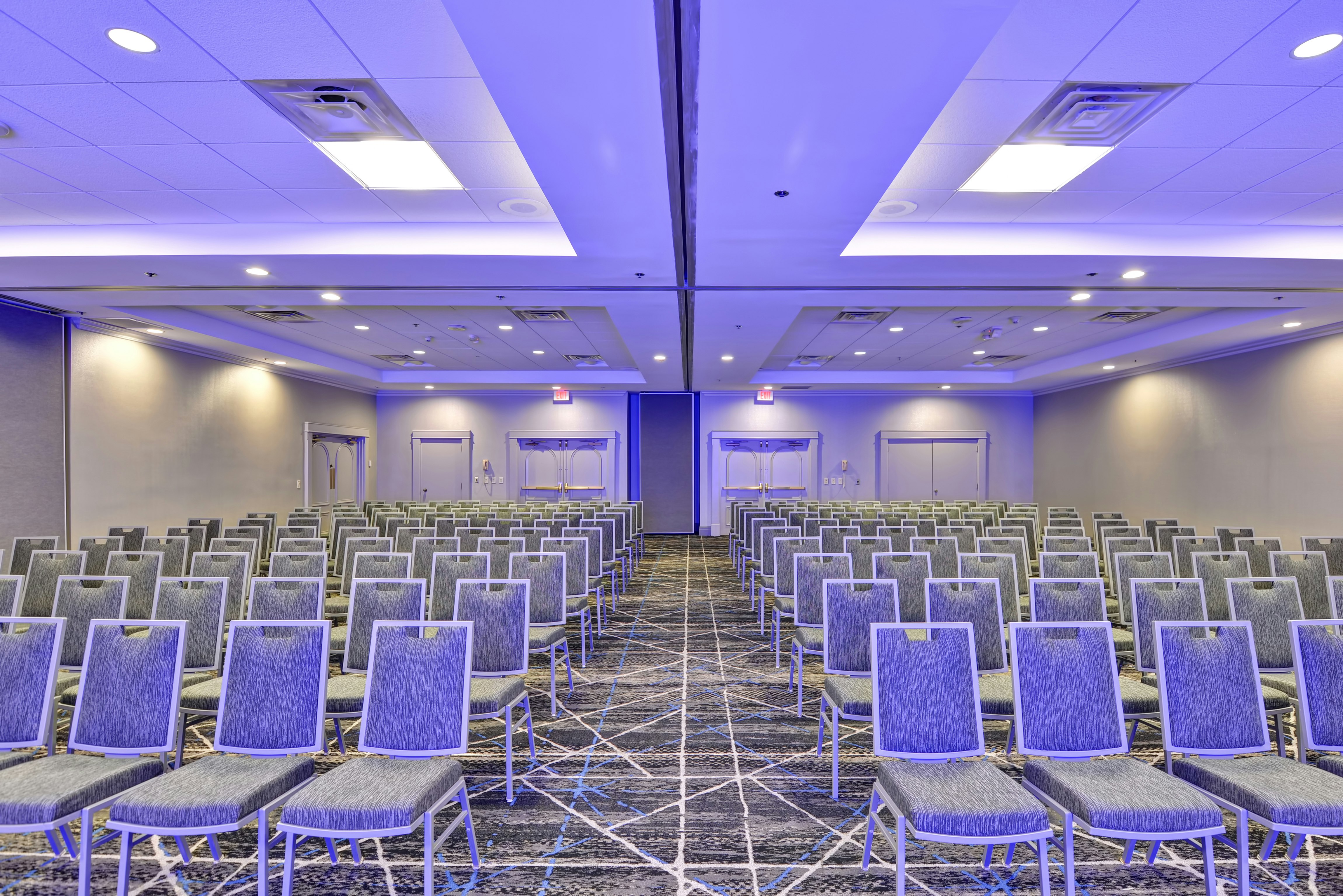 Embassy Suites by Hilton Miami International Airport 70/80