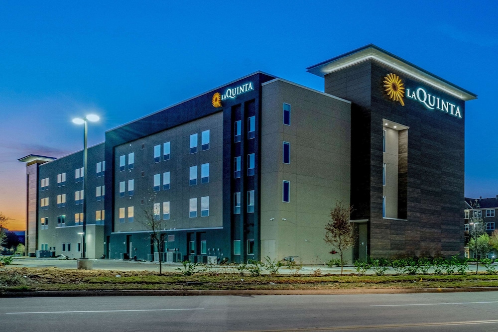 La Quinta Inn & Suites by Wyndham Katy 6/43