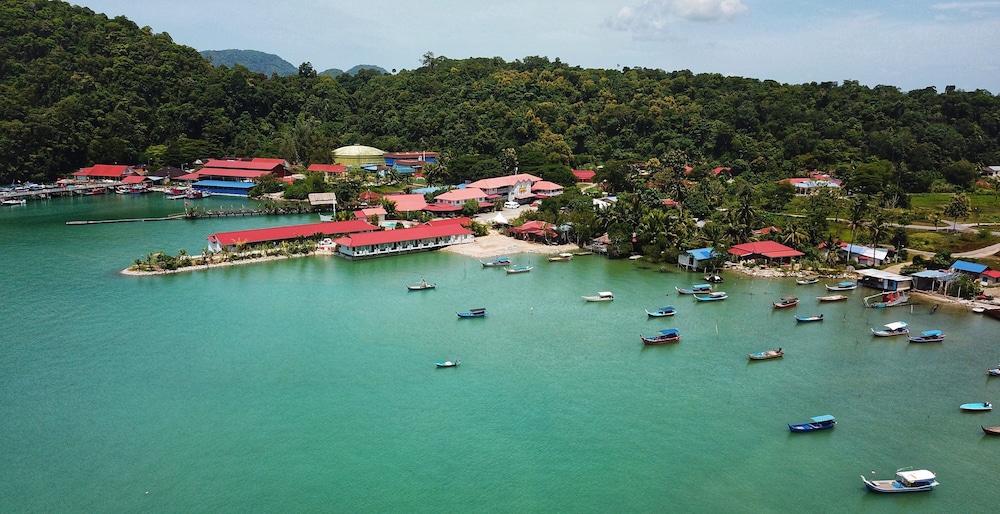 Penarak Bamboo Beach Motel 30/43