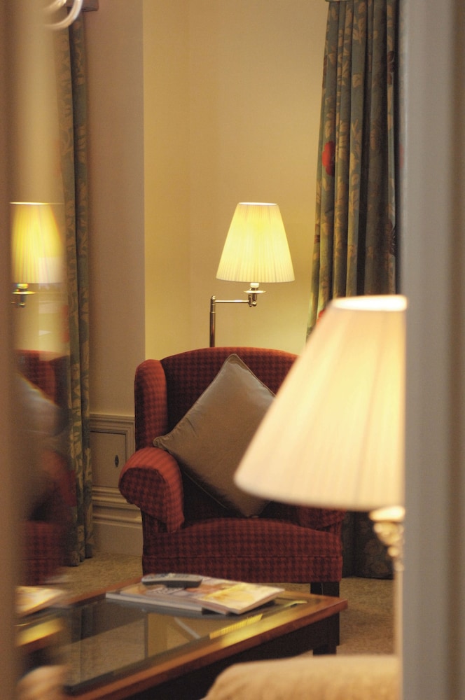 Macdonald Bath Spa Hotel 54/69