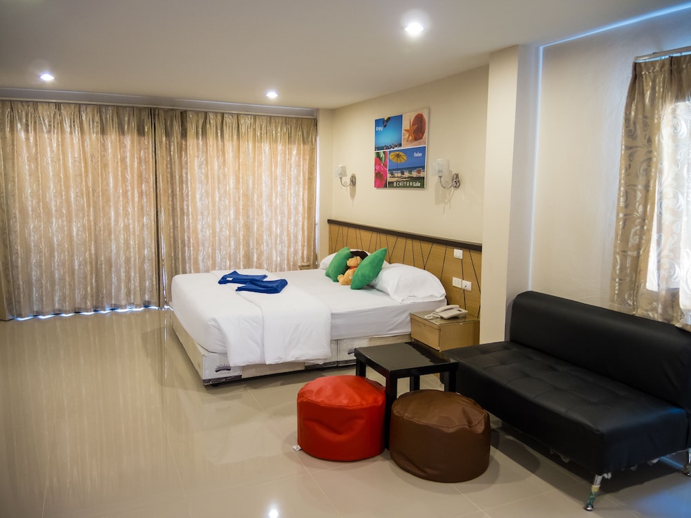 Chitra Suite 24/46