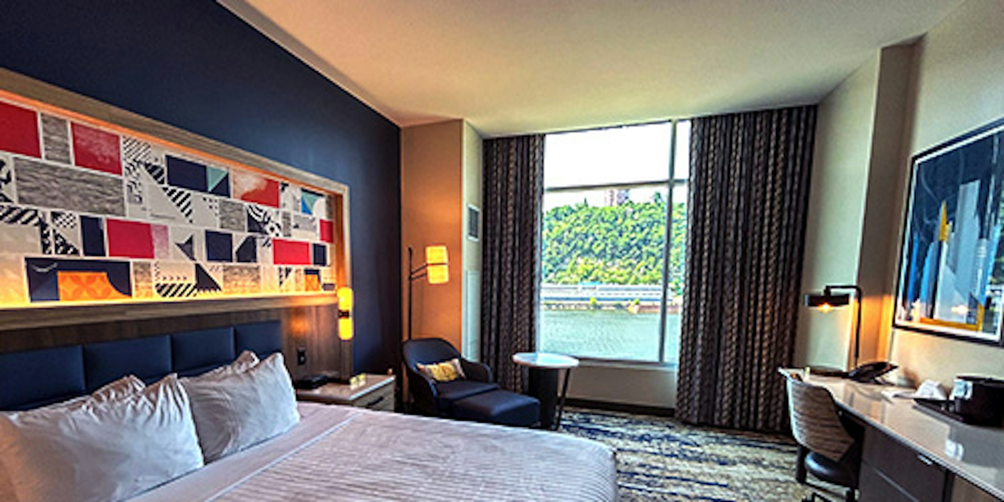The Landing Hotel at Rivers Casino Pittsburgh 10/49