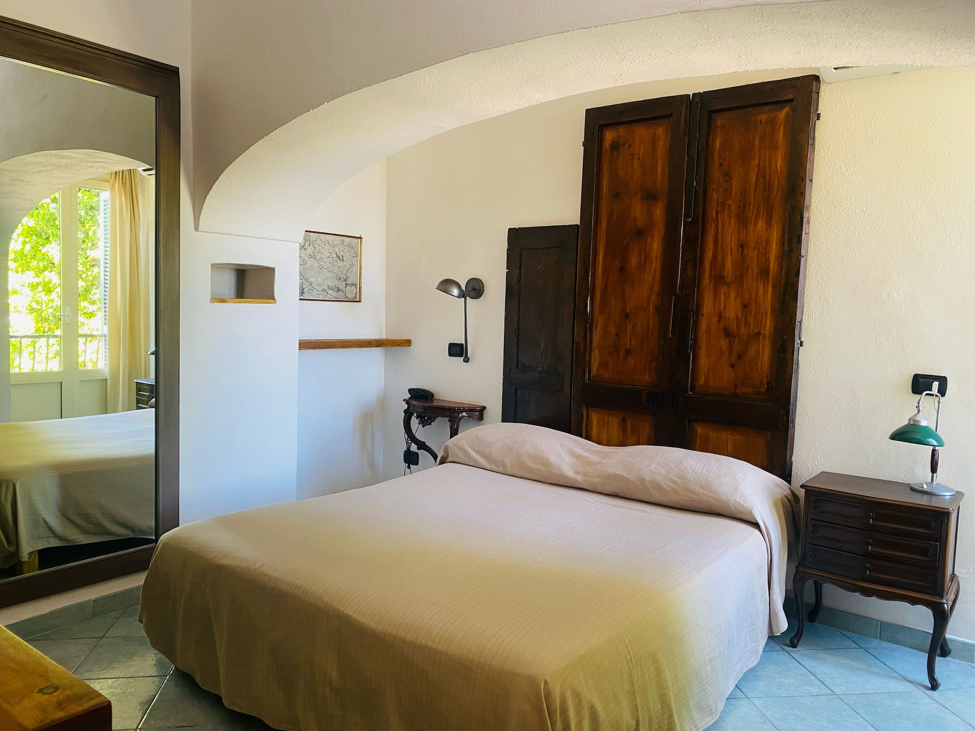 STANDARD, DOUBLE OR TWIN BED, HARBOUR VIEW