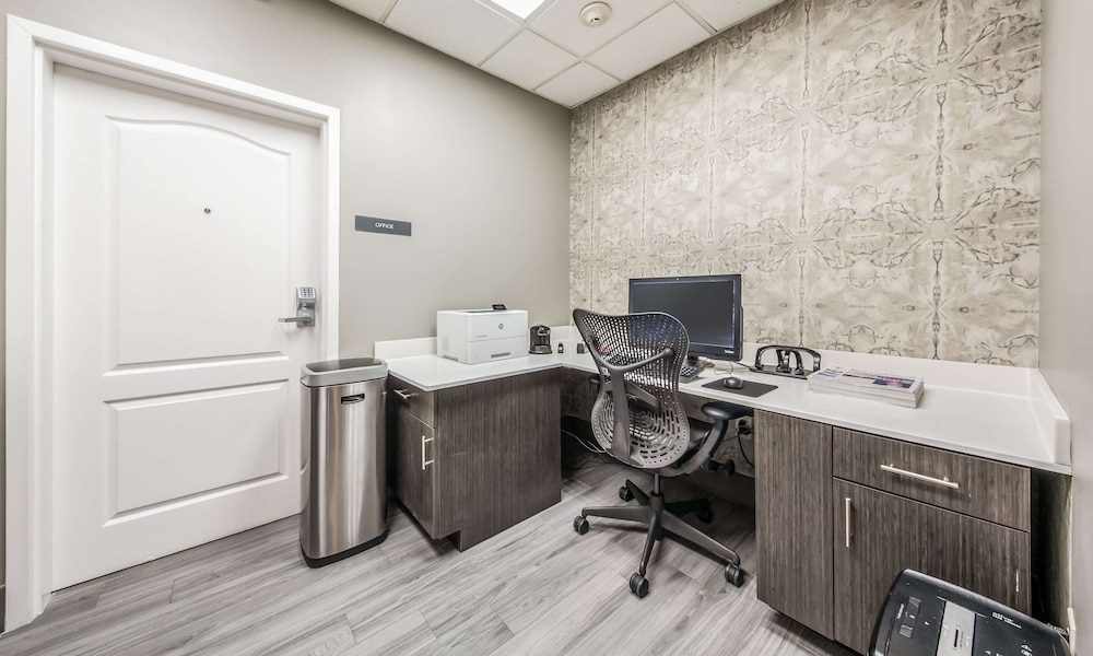 Hilton Garden Inn Beaumont, TX 31/39