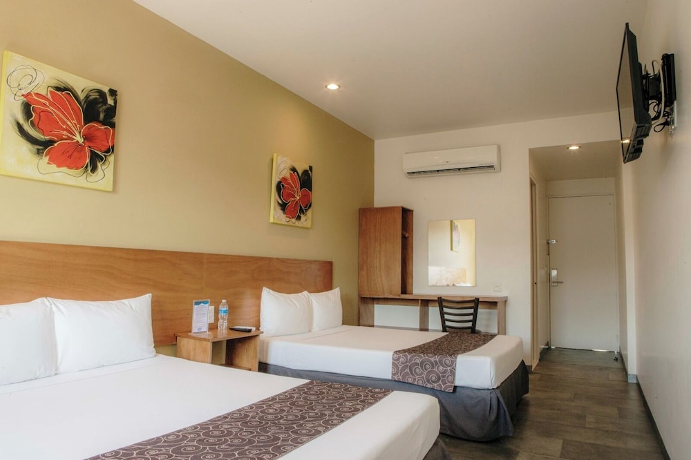 Am Hotel And Plaza 28/65