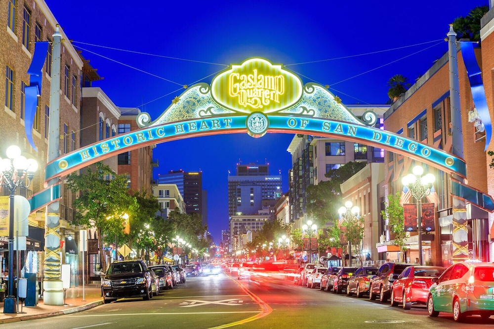 The Beau Hotel Downtown San Diego Gaslamp Quarter 4/50
