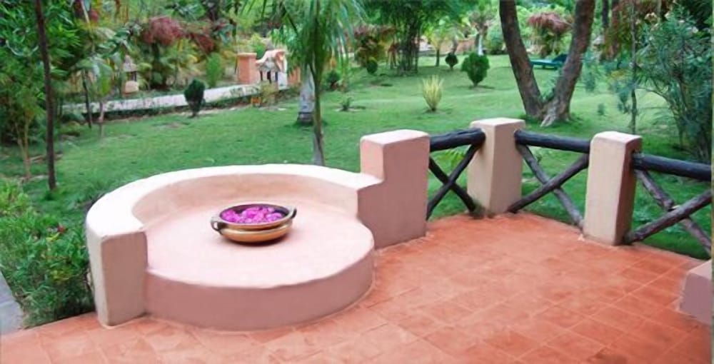 TULI TIGER RESORT 16/26
