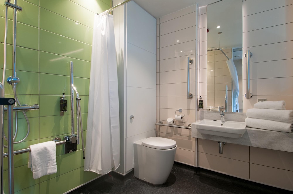 غرفة قياسية بسرير مزدوج لذوي الإعاقة، Hub By Premier Inn London City Bank 4/5