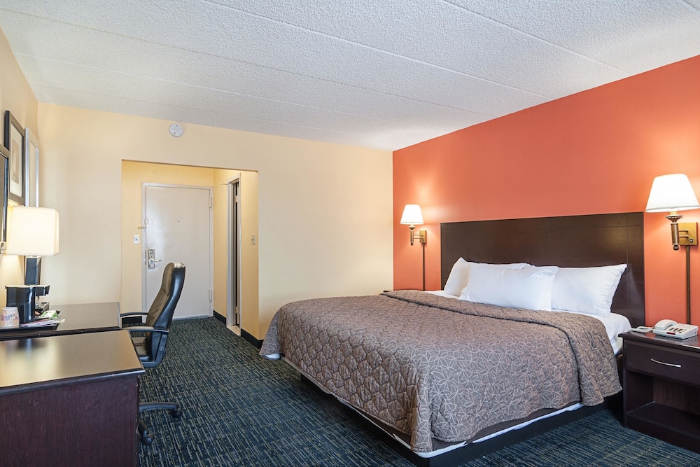 Rodeway Inn Meadowlands 13/30