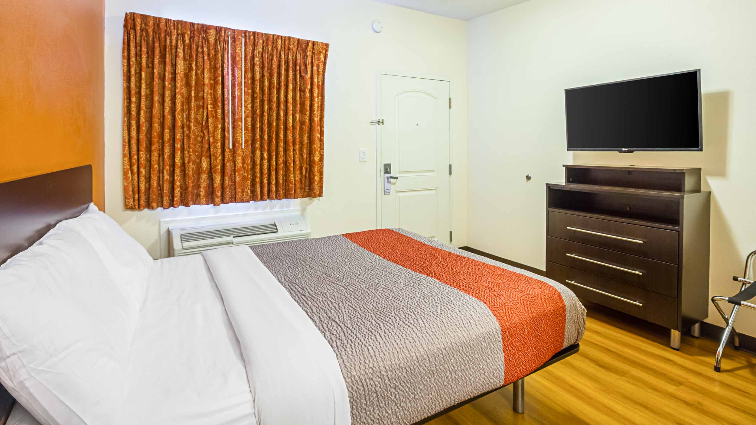 Motel6 Hesperia, CA - East 10/34
