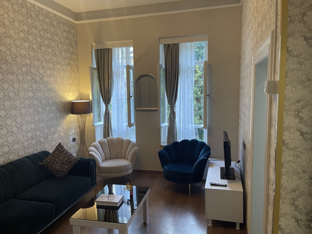 Moda Suites 23/50