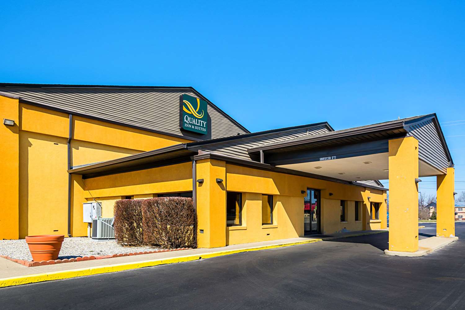 Quality Inn & Suites Greensburg I-74 18/19
