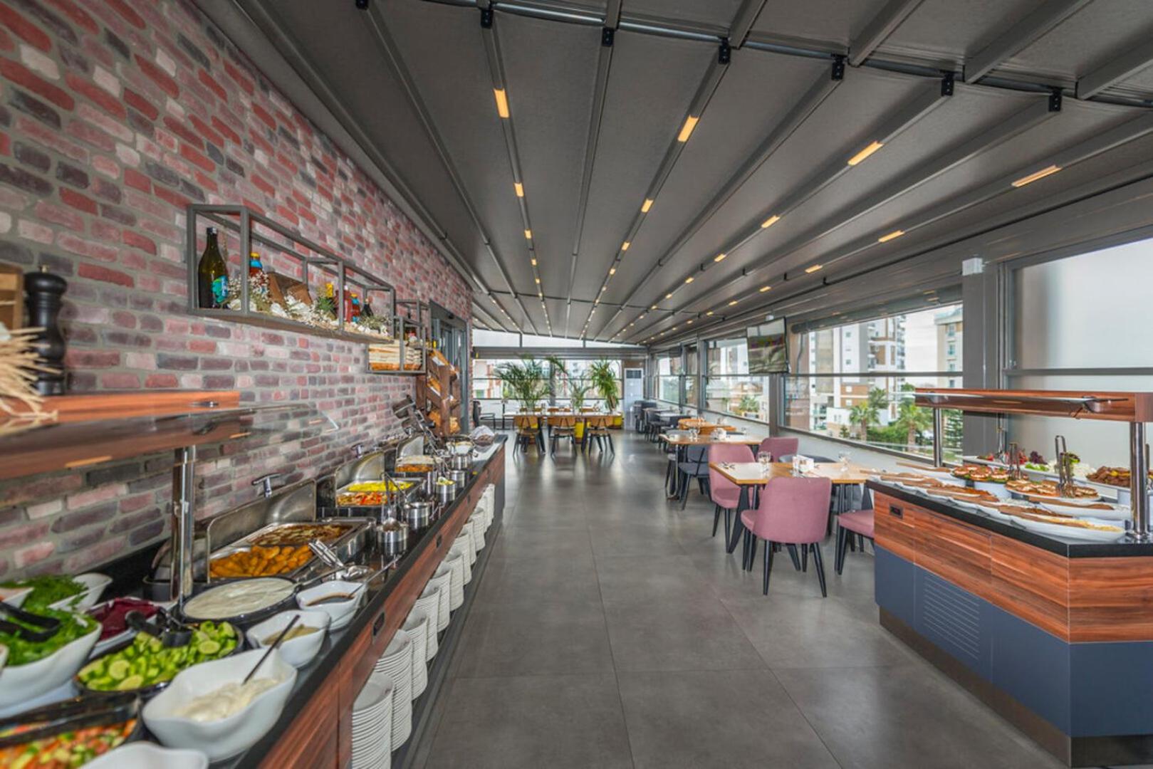 Laren Business Hotel And Spa 74/81
