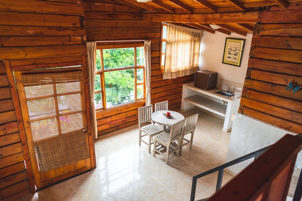 Villeta Resort Hotel 12/47