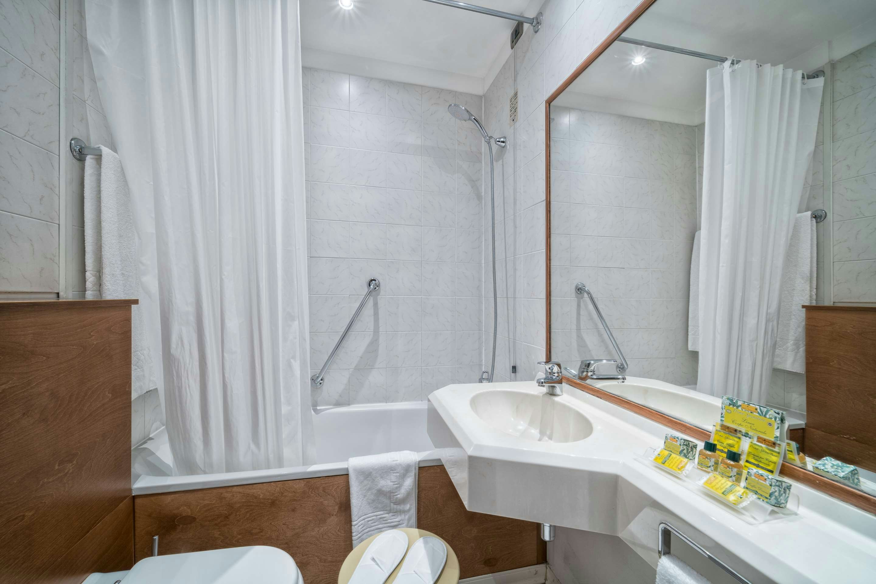B&B HOTEL Firenze Pitti Palace al Ponte Vecchio 48/50