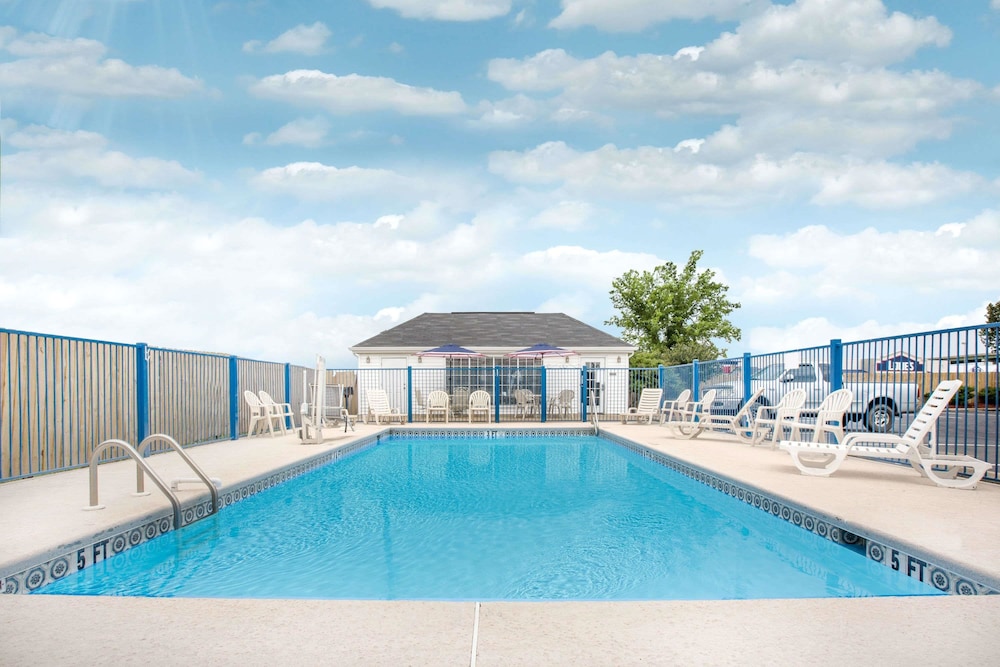 Baymont by Wyndham Tuscaloosa 3/36