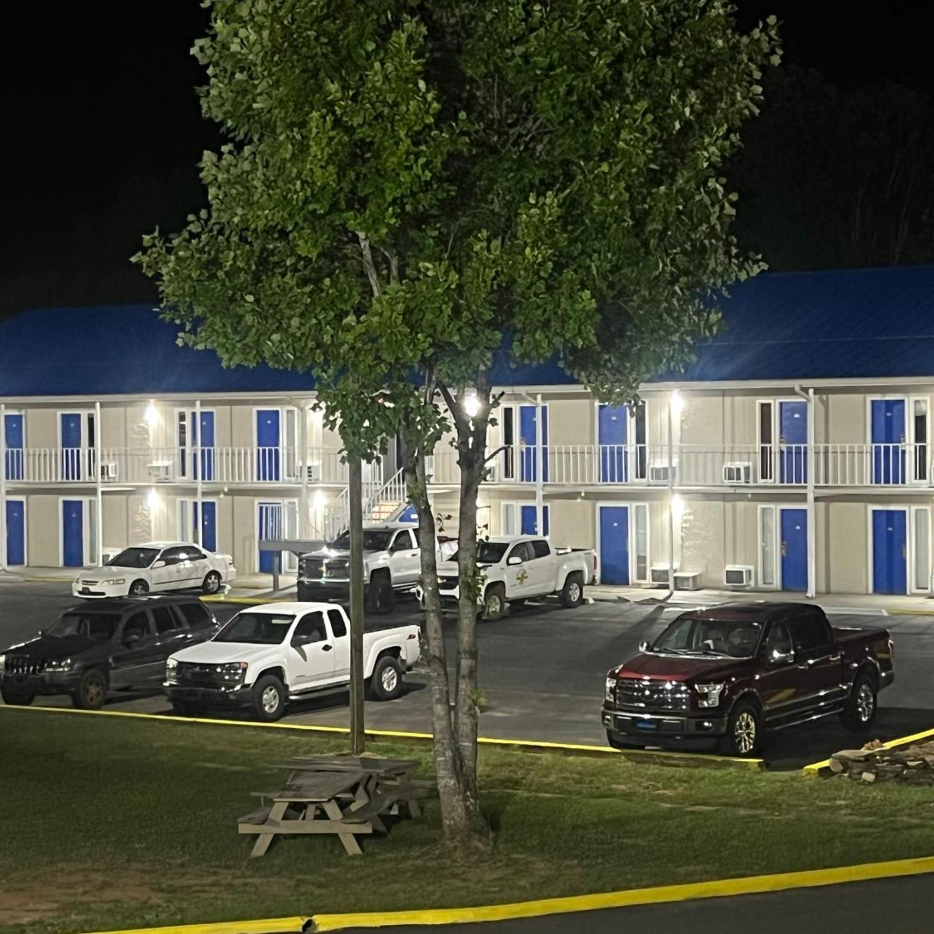 Towne Inn 40/50
