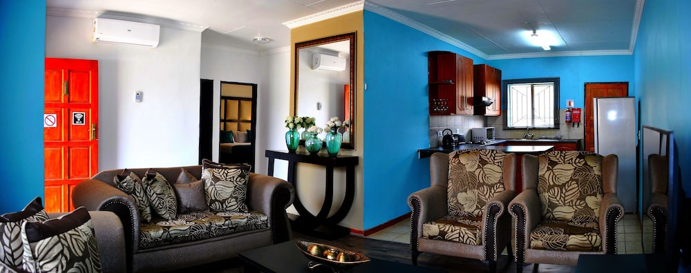 Lapologa Bed And Breakfast 17/34
