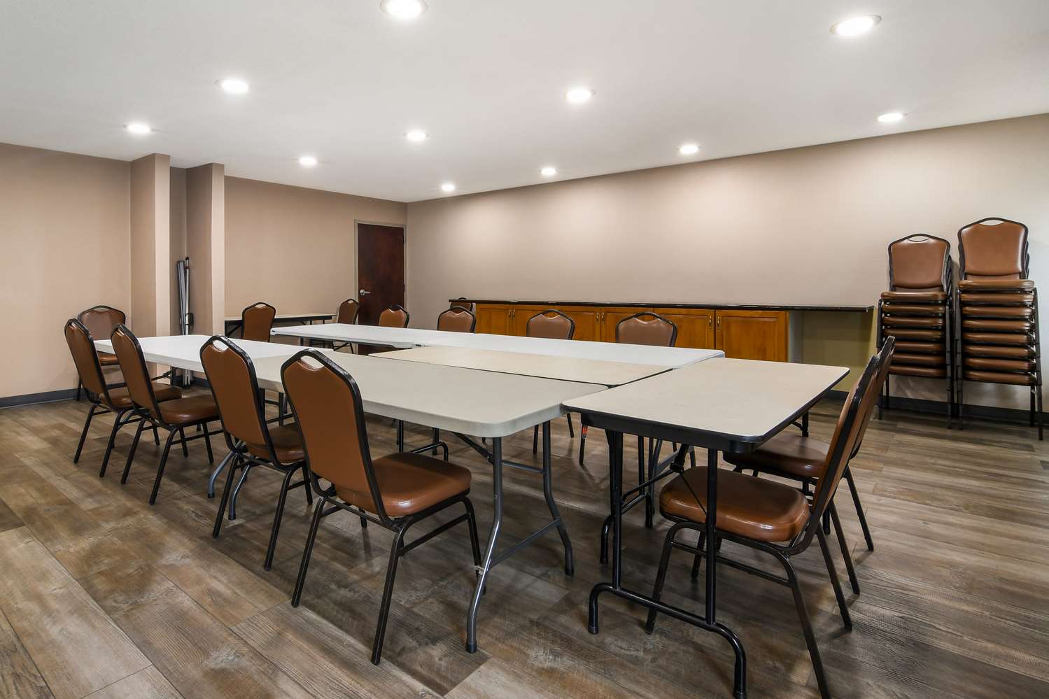 SureStay Plus Hotel by Best Western Tarboro 6/8