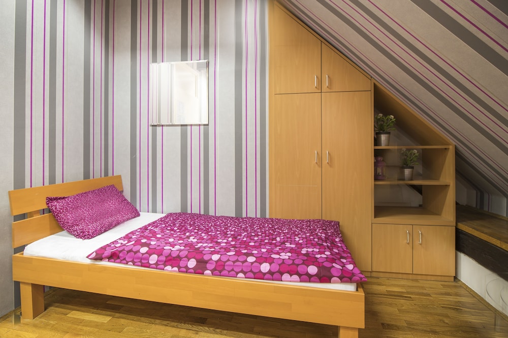HOSTEL CENTAR 16/52