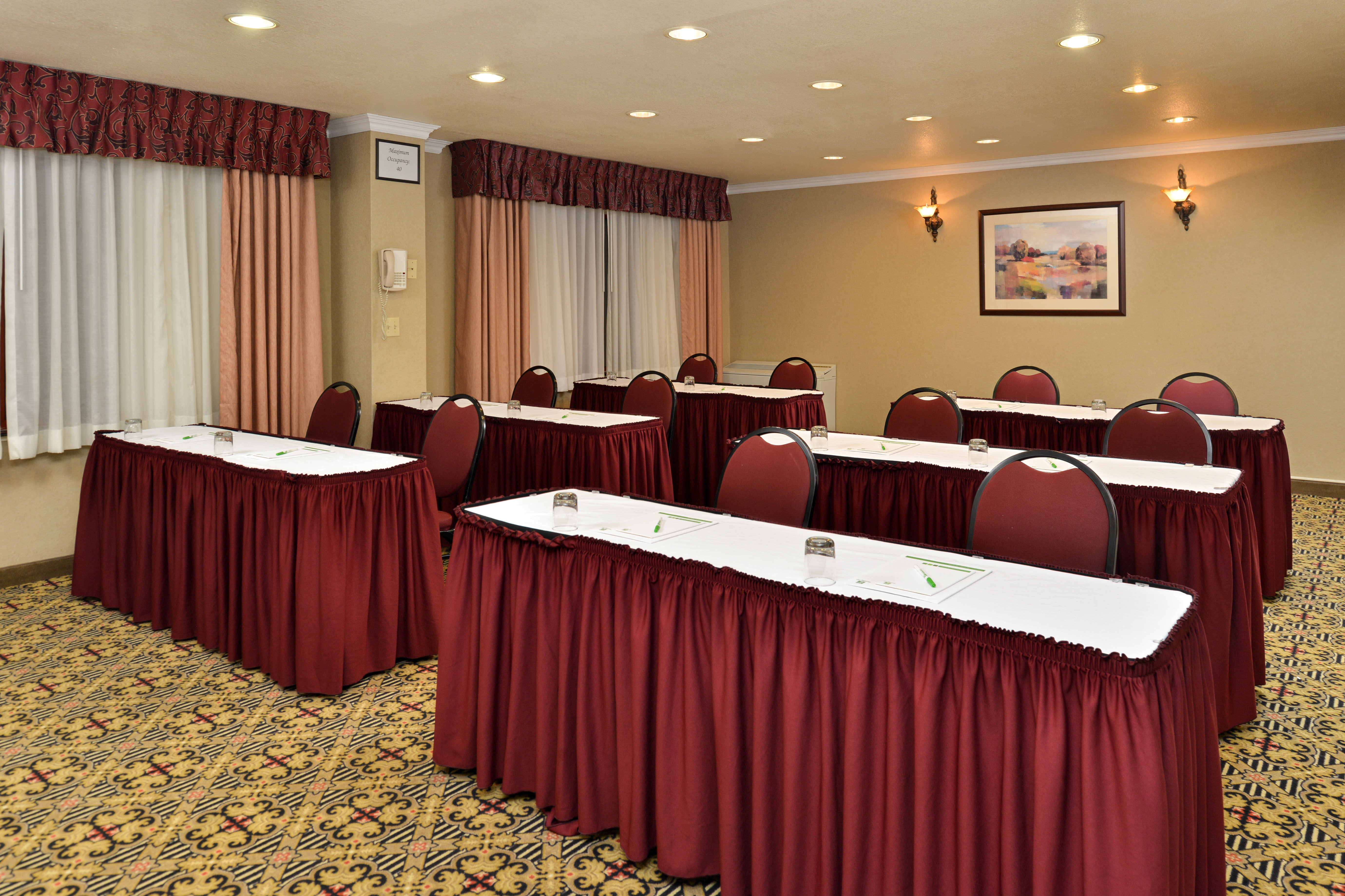 Holiday Inn Sacramento Rancho Cordova 71/77