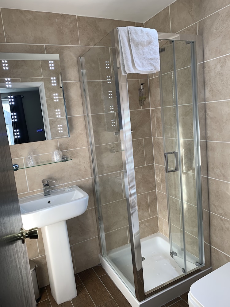 Best Western Claydon Hotel 25/73