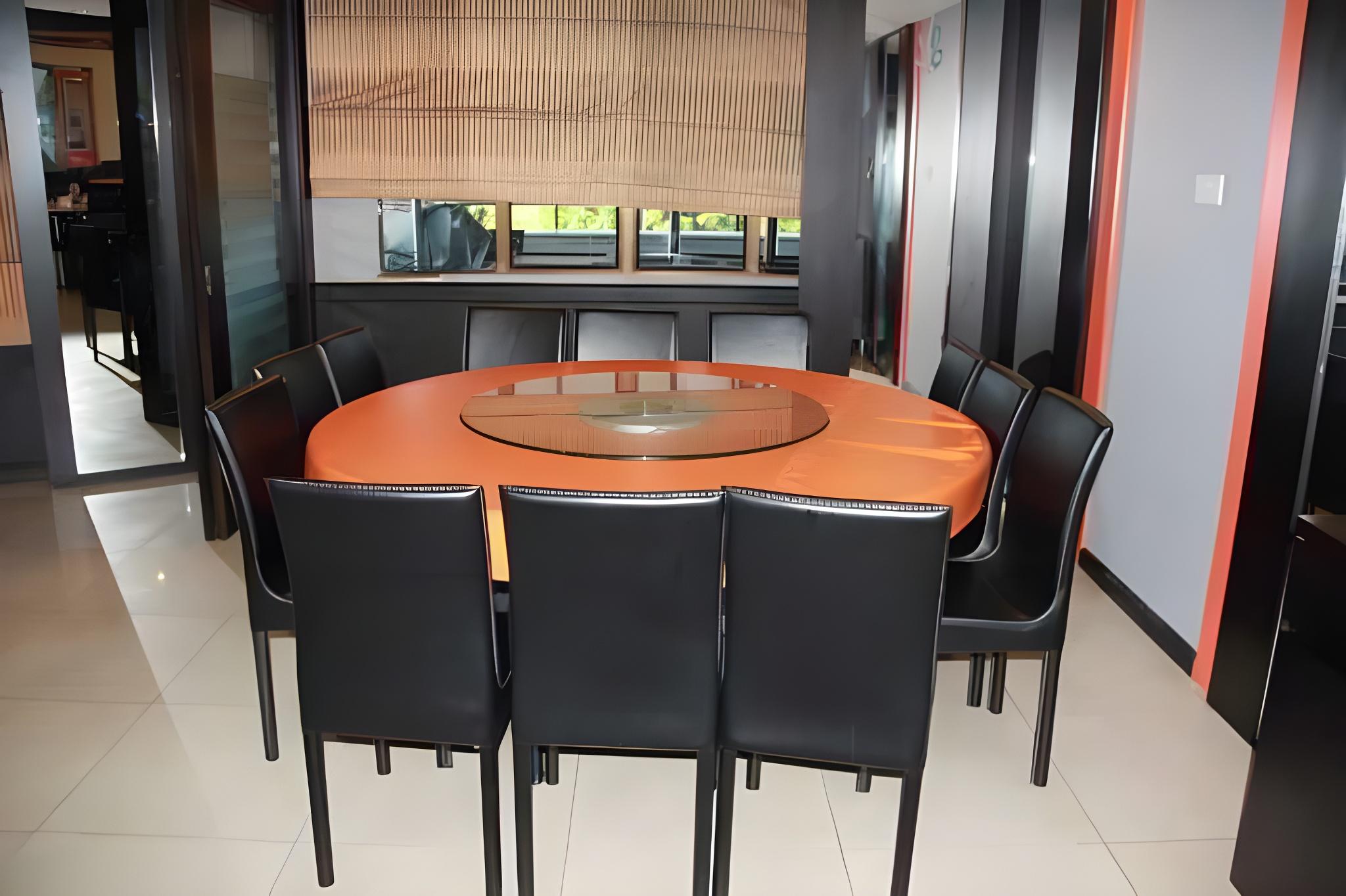 restaurant cafeteria