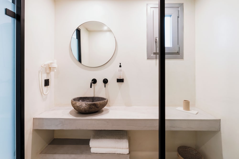 Premium, Suite, Bungalow, Queen Bed, Garden View, Sofa، Amaronda Resort Spa 4/5