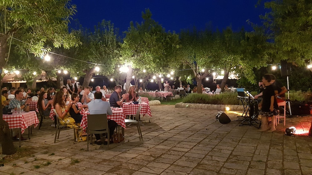 La Corte Del Sole 68/72