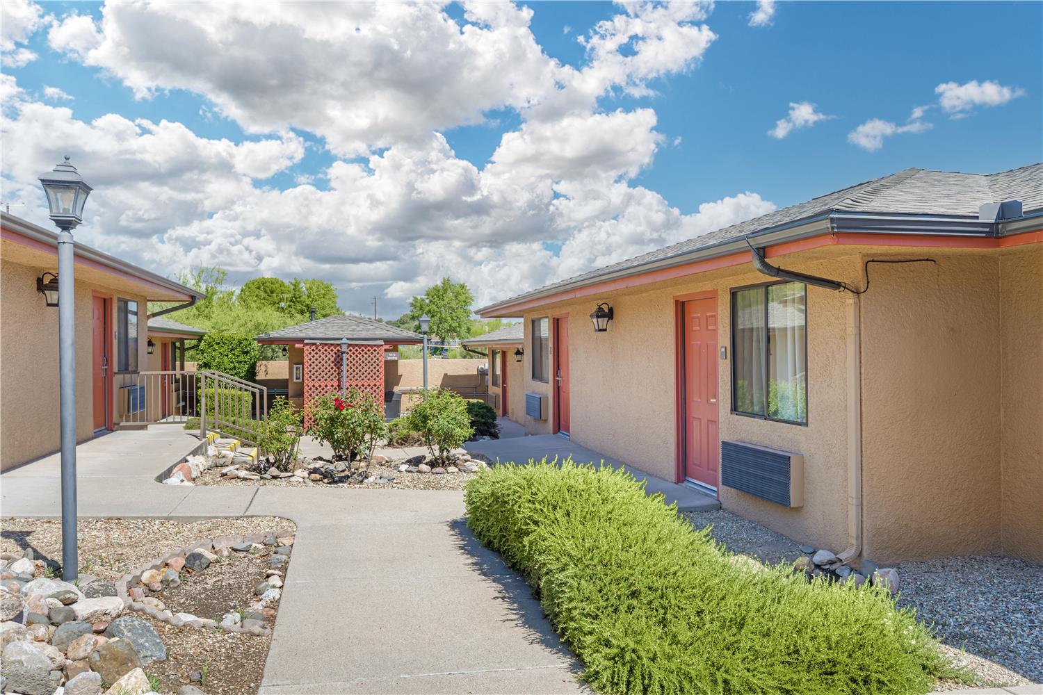 Best Western Cottonwood Inn 16/18