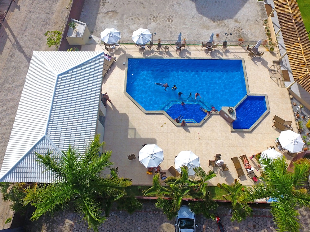 Pontal Praia Hotel 56/61