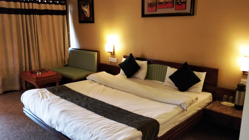 Hotel Mount Regency 20/67