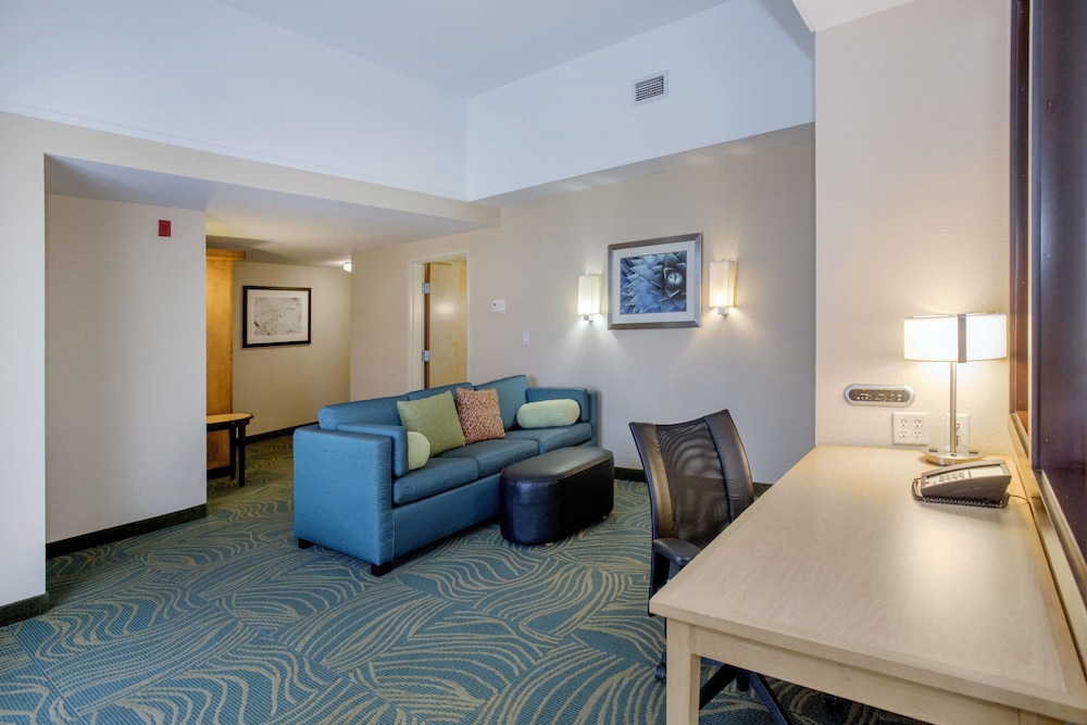 SPRINGHILL SUITES PUEBLO DOWNTOWN 29/47