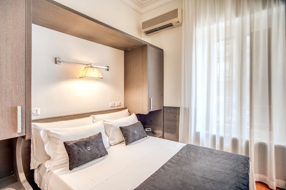 Hotel Mirti 2/22