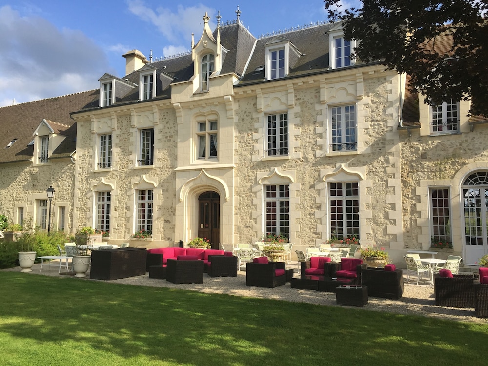 CHATEAU DE FERE HOTEL 3/50