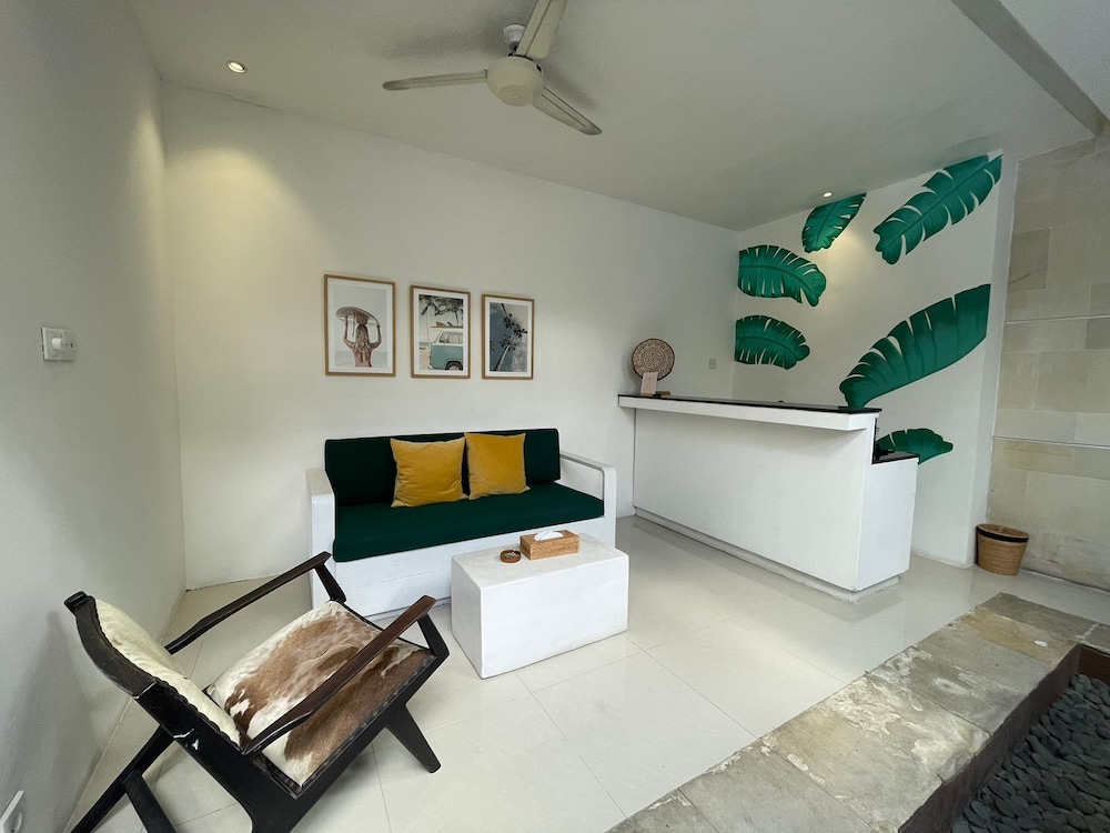 La Belle Villa 8/50