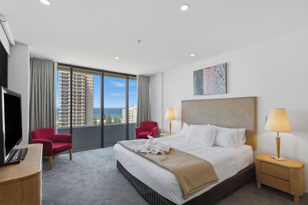 Aria Apartments 24/76