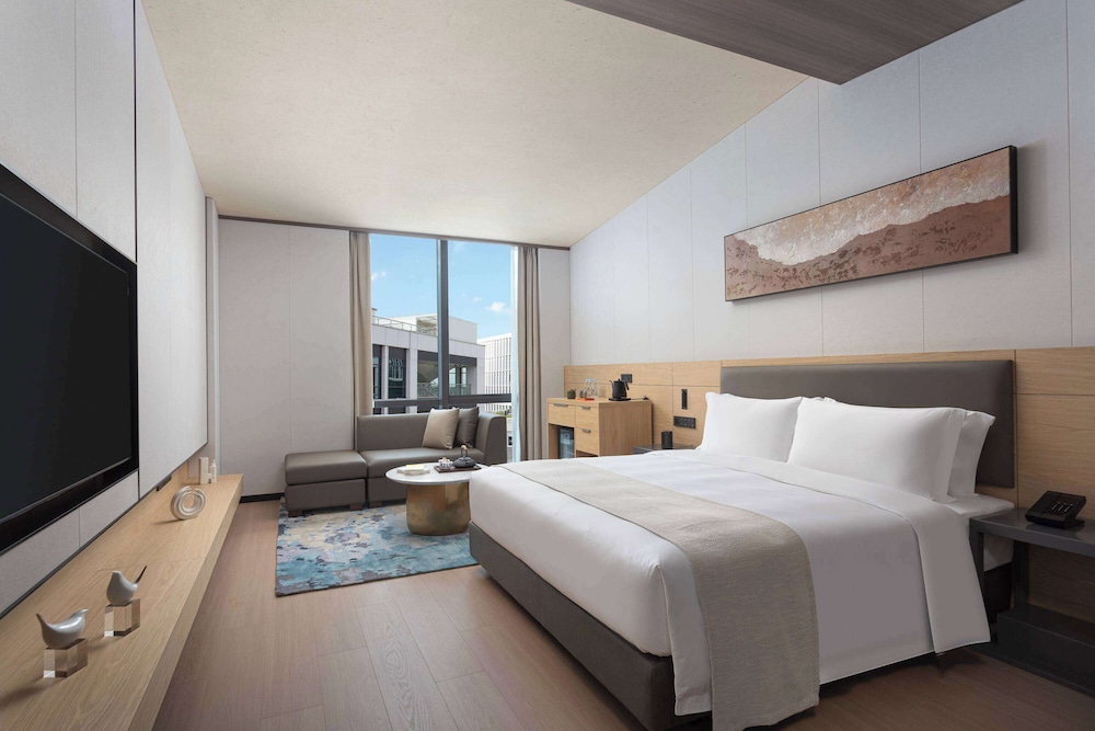 Superior, King Bed