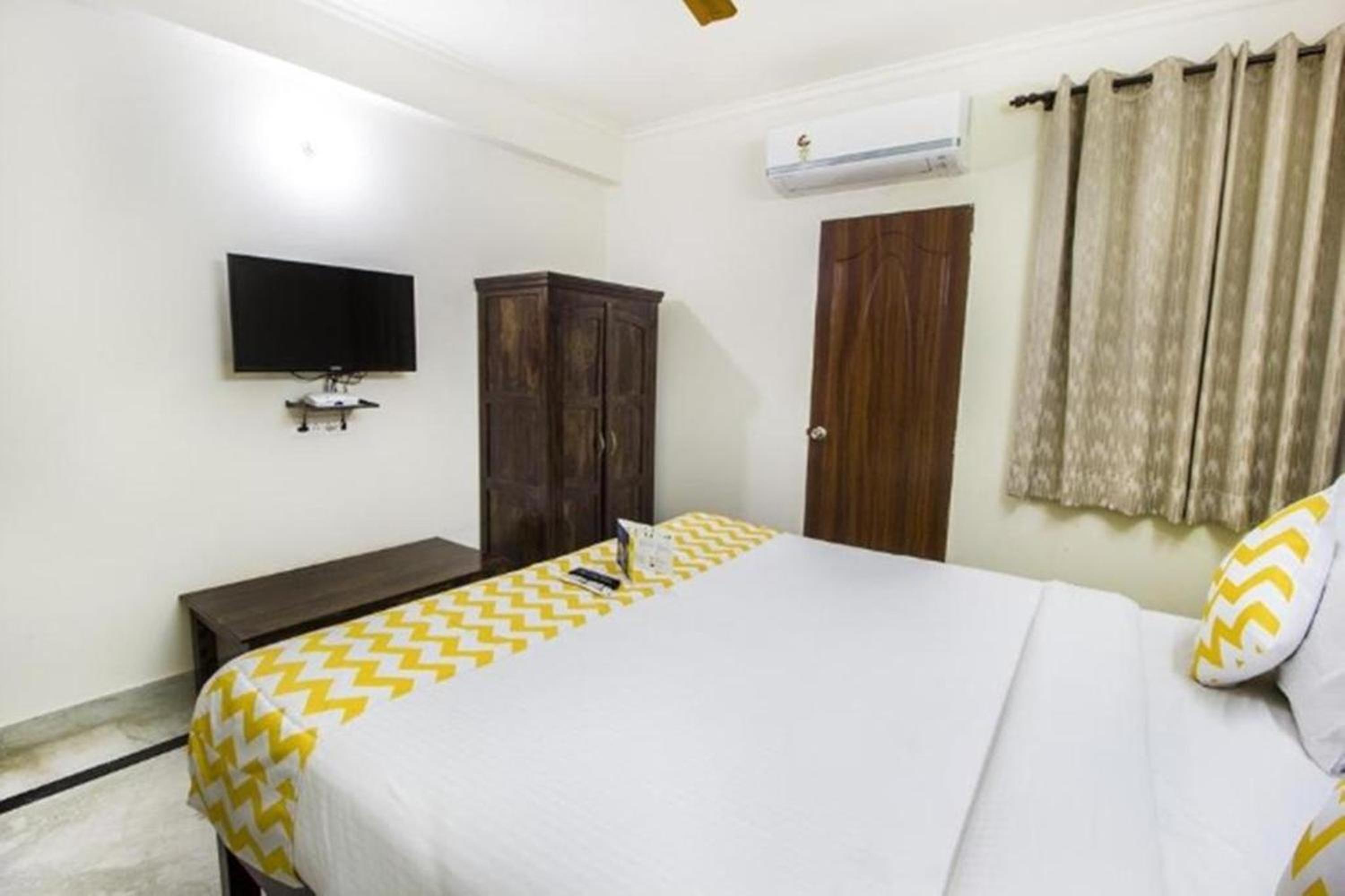 Fabhotel Dior Pink City