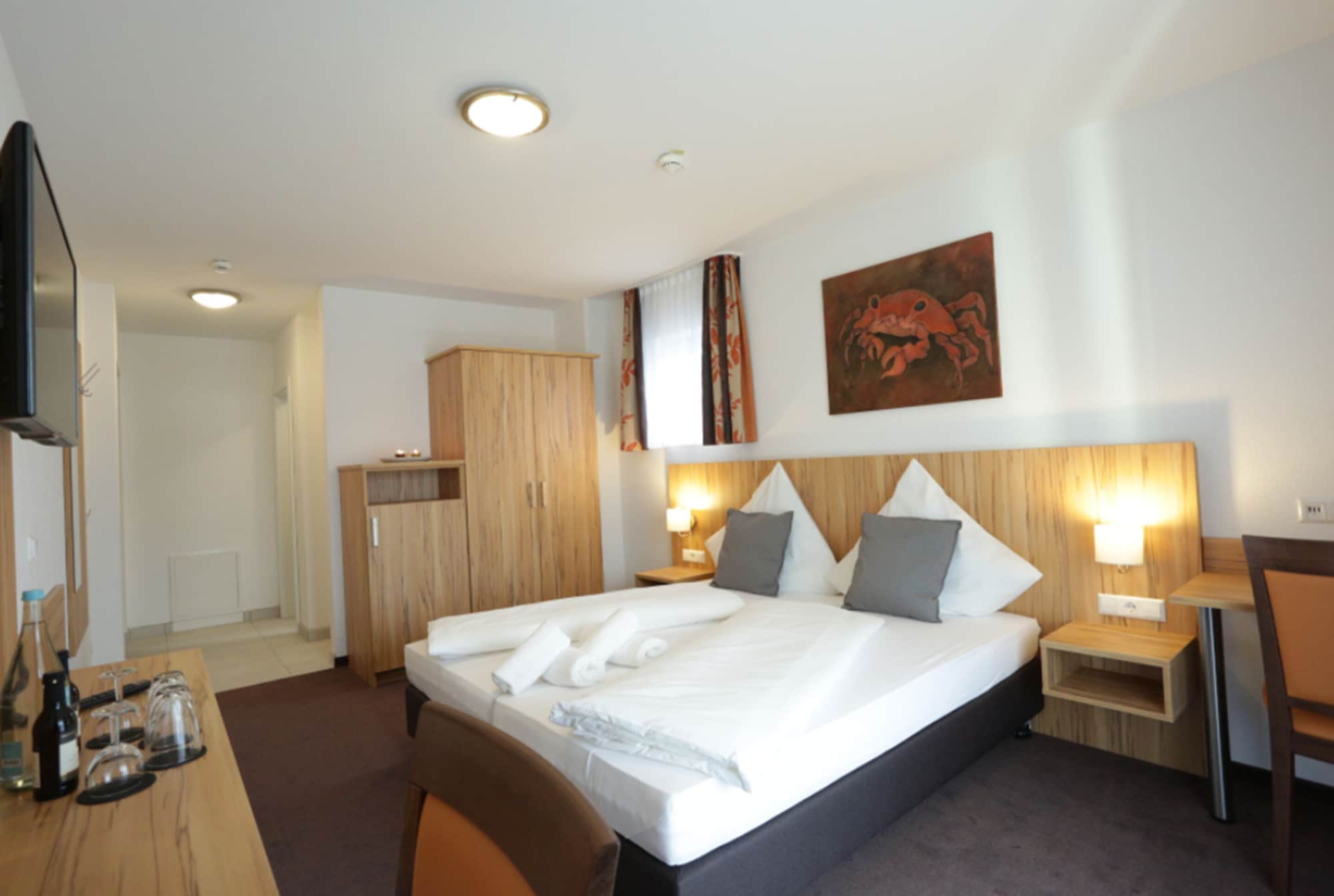 COMFORT, SINGLE, TWIN BEDS