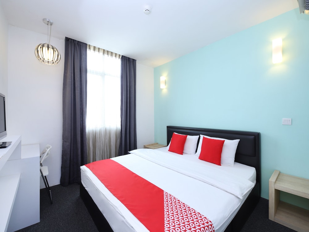 OYO 442 Marvelton Hotel 18/41