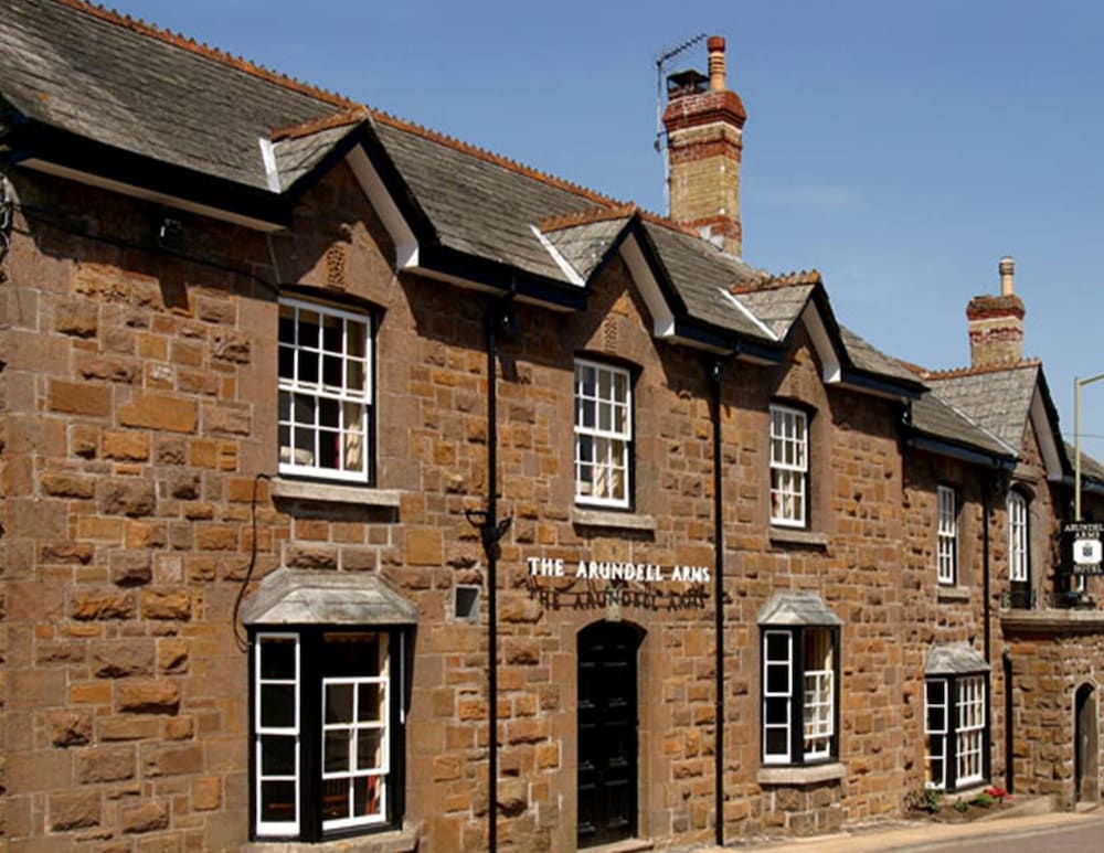 The Arundell Arms Hotel 4/50