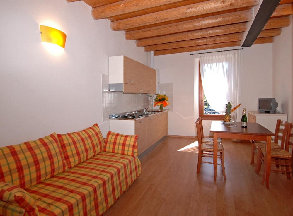Hotel Bella Italia 25/36