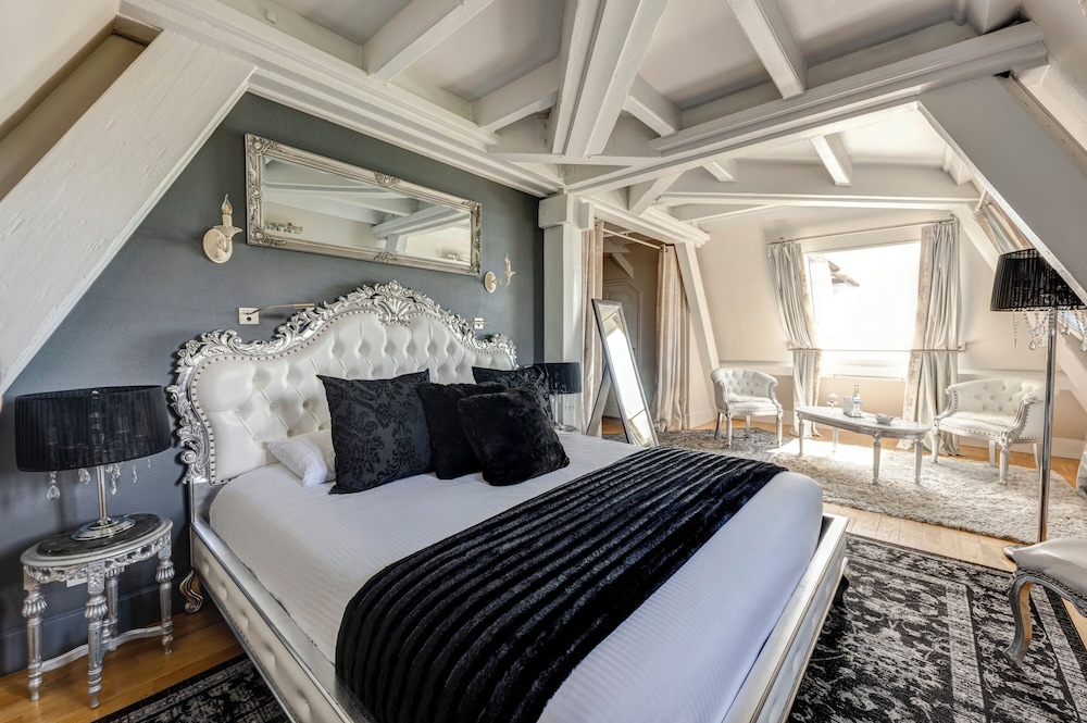 Relais Chateaux Chateau Des Avenieres 8/46